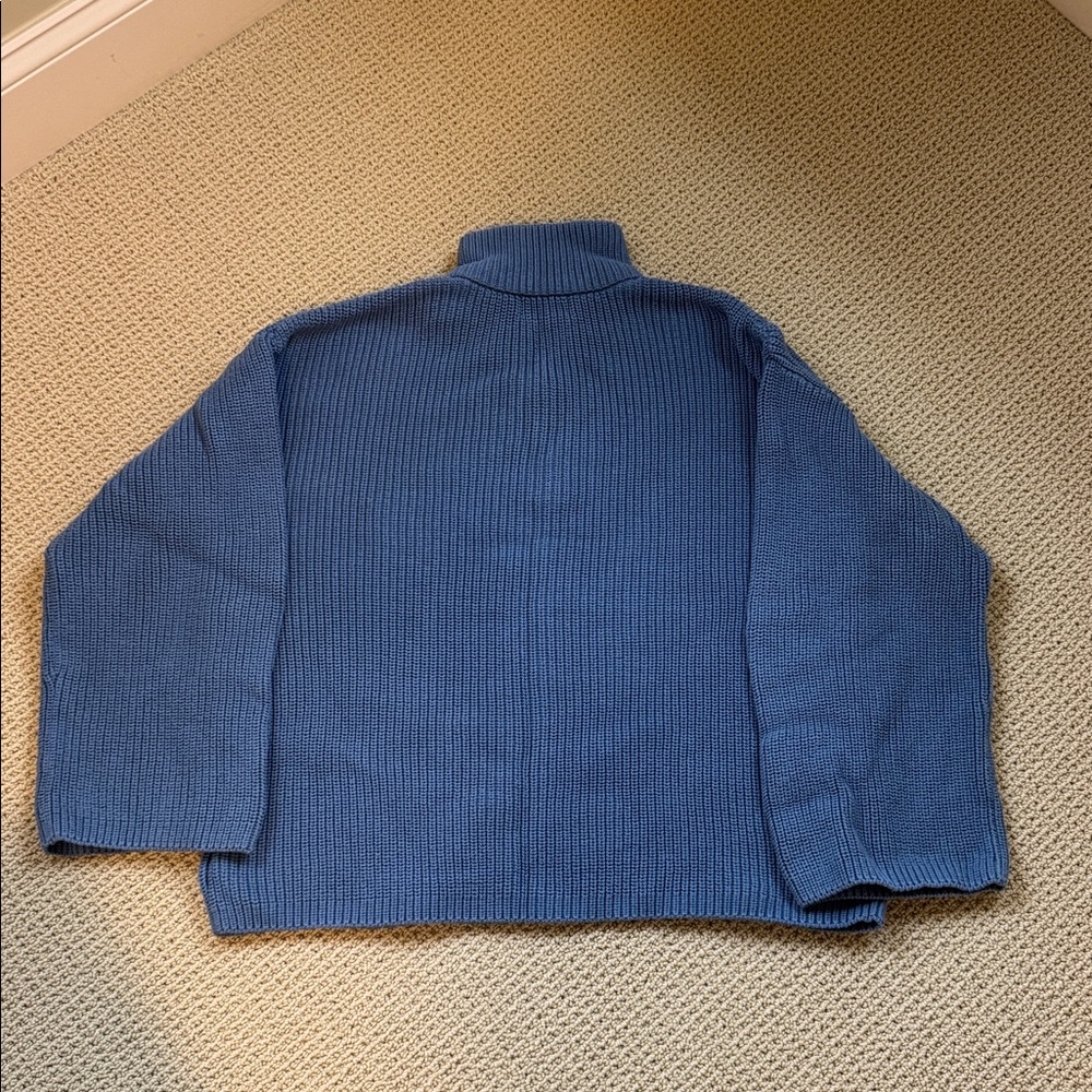 Edikted Sweater-size small - Picture 3 of 3